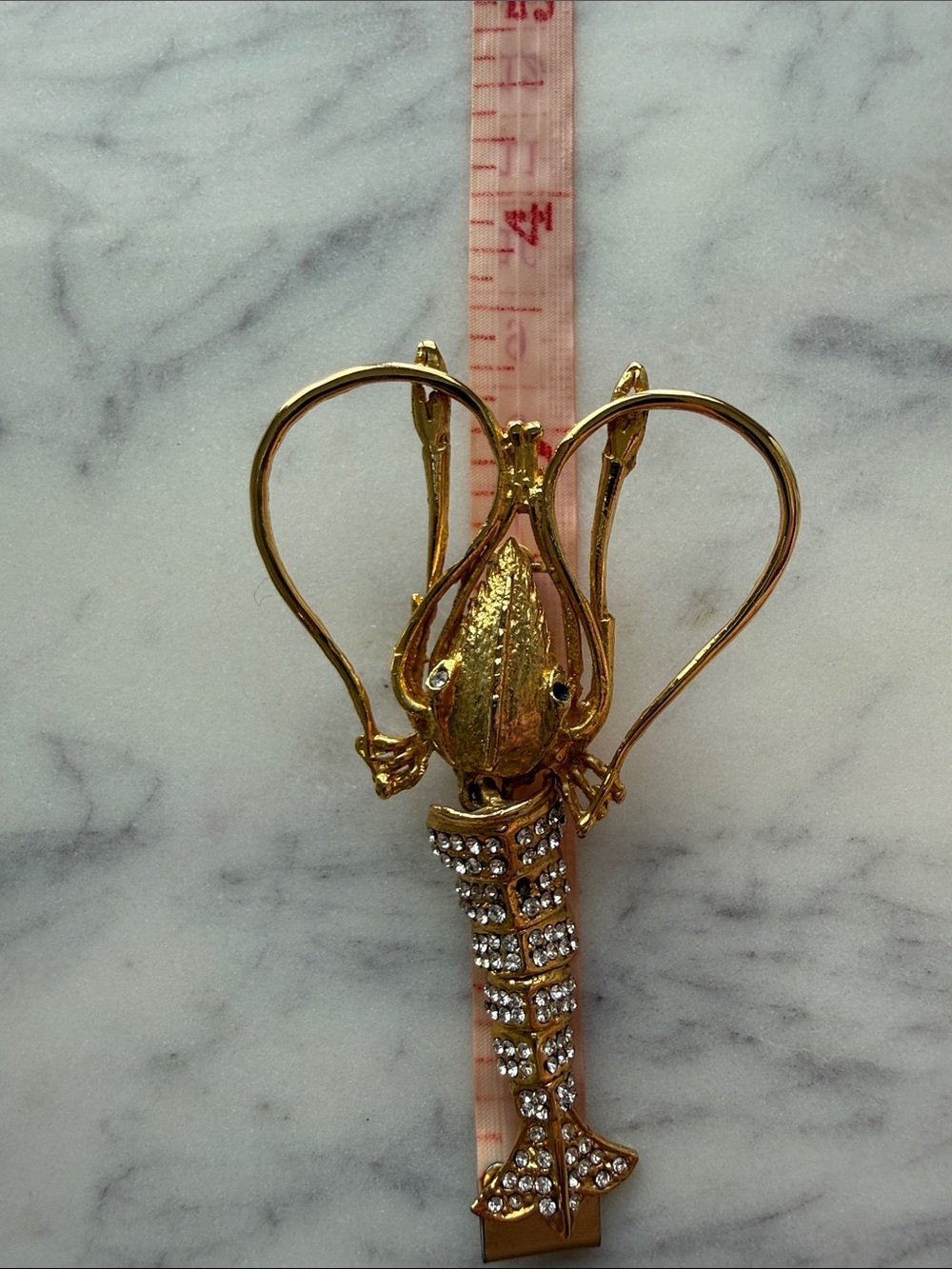 Offer! Vintage gold rhinestone brooch articulated lobster crawfish prawn shrimp - Picture 8 of 8